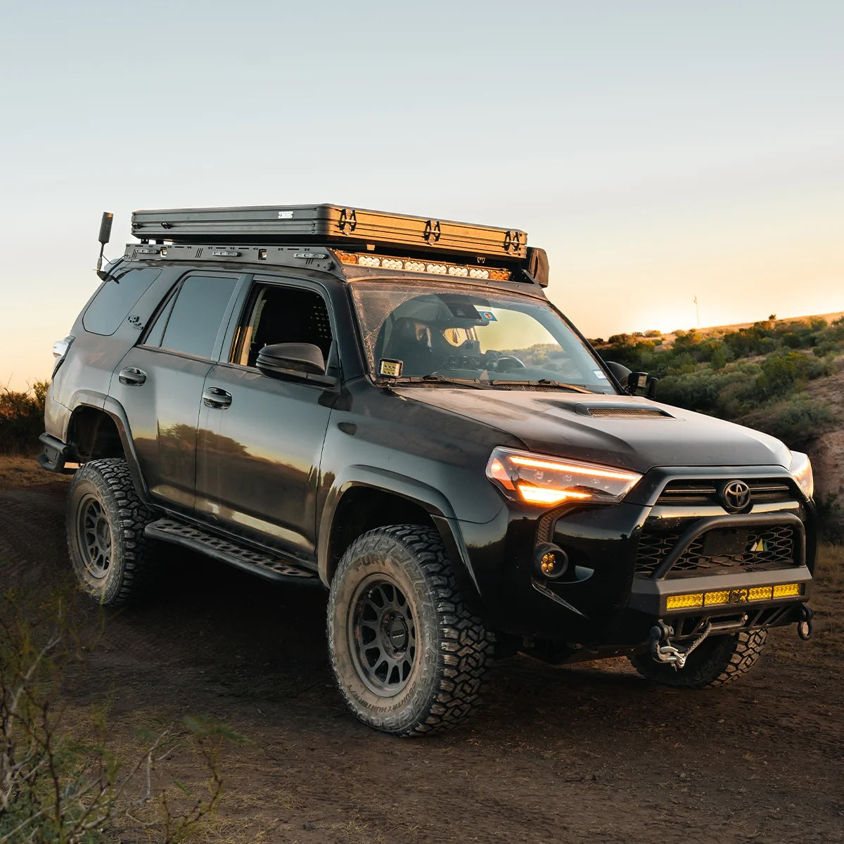 Roof Rack 4x4: Pick the Best System for Off Road Trips