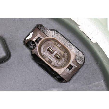 Vemo Alternator 12V 190A Water-cooled Pad Mount V30-13-41780 ALTERNATOR VEMO - Micks Gone Bush